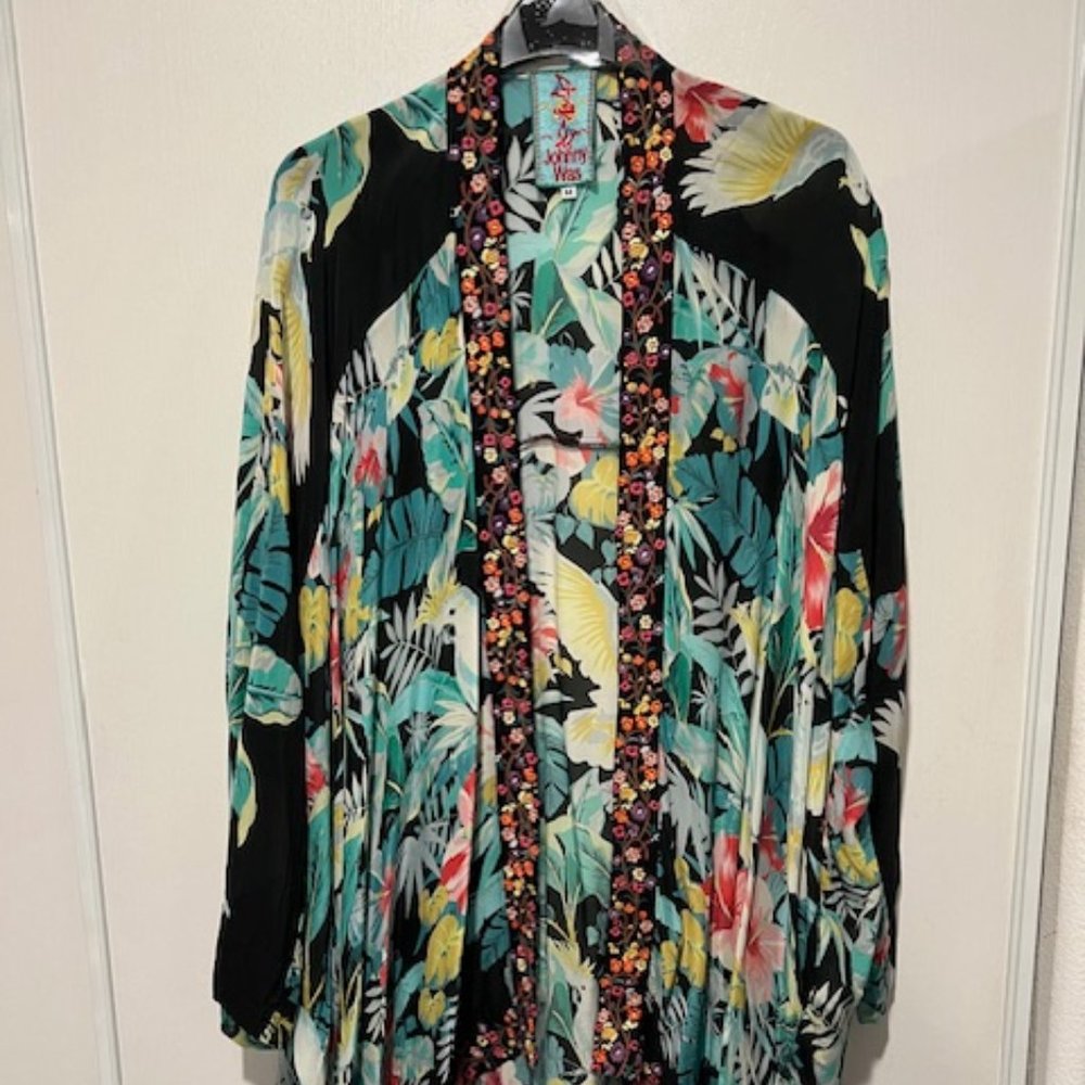 JOHNNY WAS beautiful and elegant Kimono.